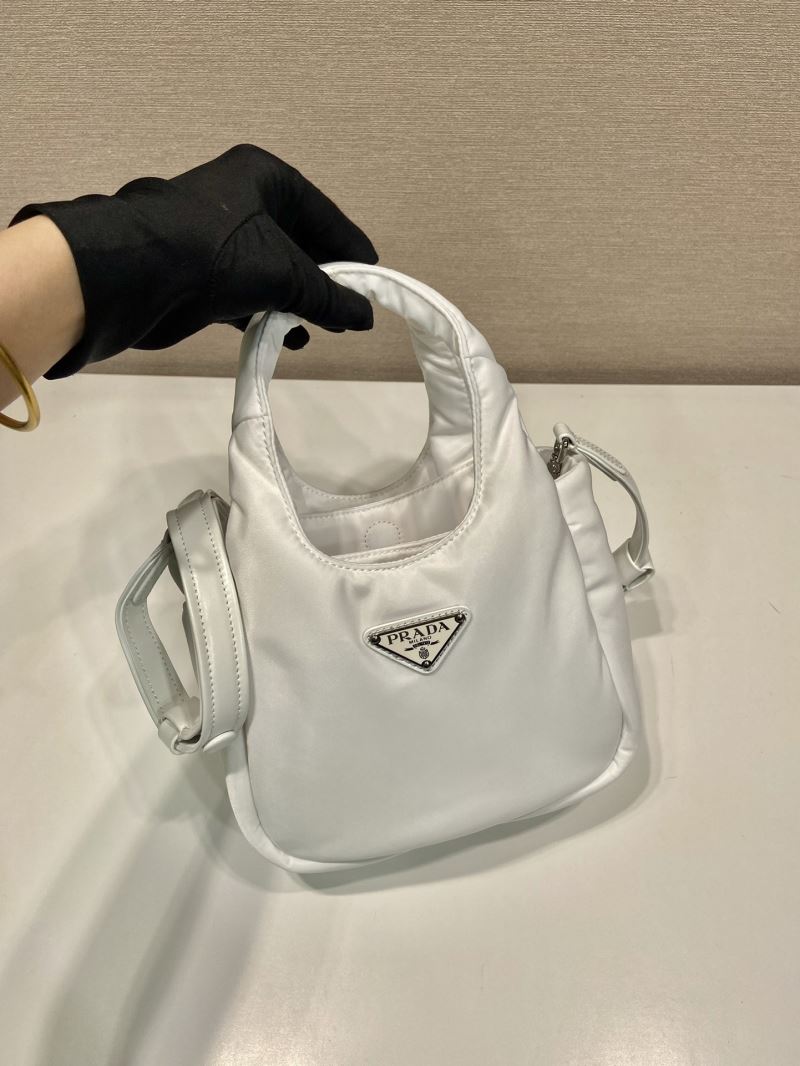 Pra*a tote bags